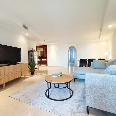 Appartement Oasis 3 Bedroom Golden Mile *